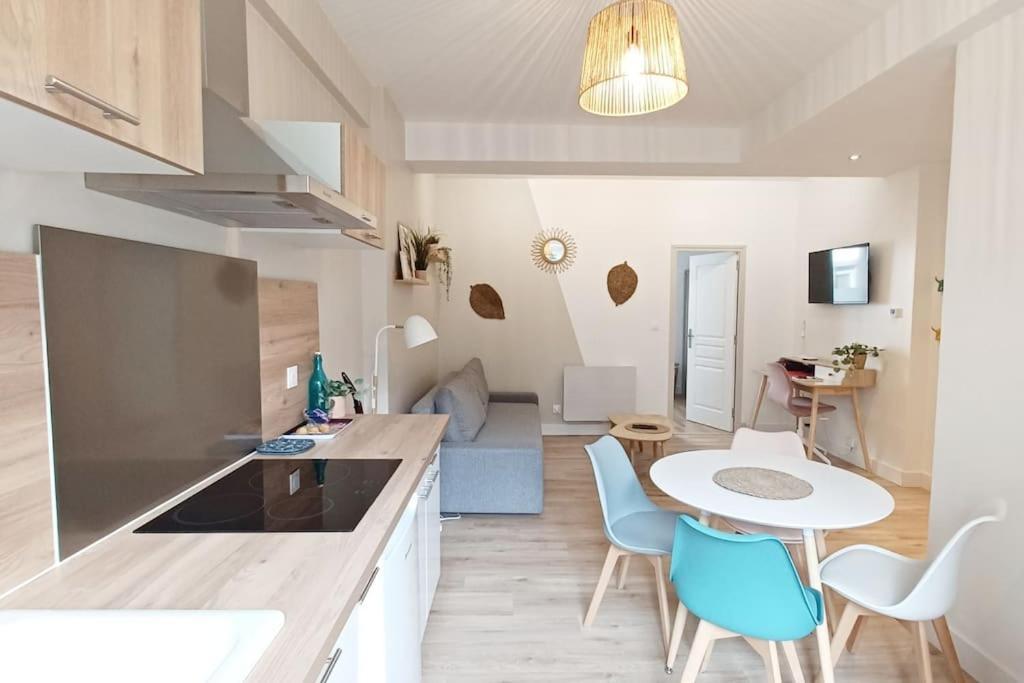 Appartement Cozy Au Centre-Ville Brest Extérieur photo